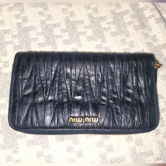 Miu Miu Black Leather Wallet - Picture 1 of 8